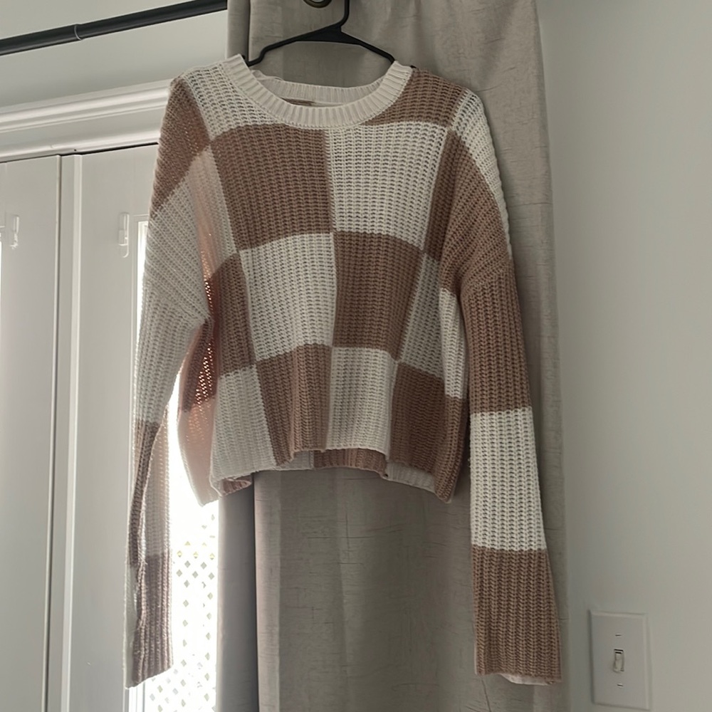 White & tan checkered sweater